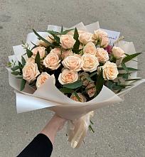 Букет Кремовые розы Латте в Новоживотинном