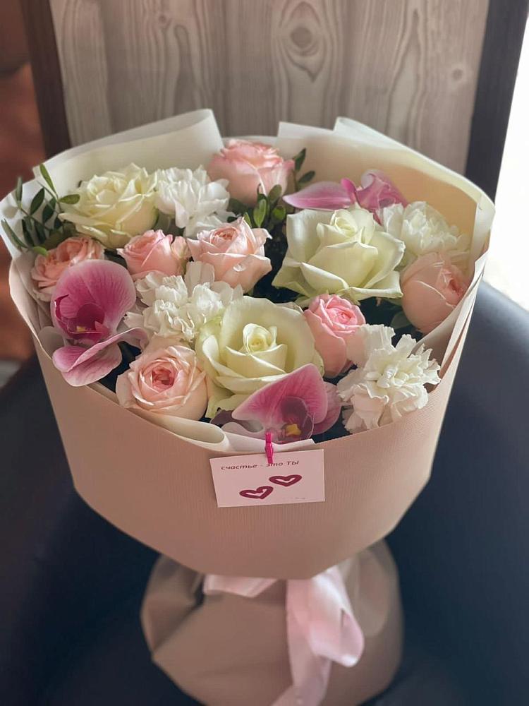 Букет цветов из: Орхидеи, Розы и Гвоздики в Новоживотинном