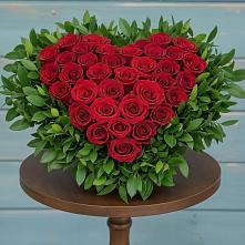 Цветочная композиция из Розы в виде сердца в Новоживотинном