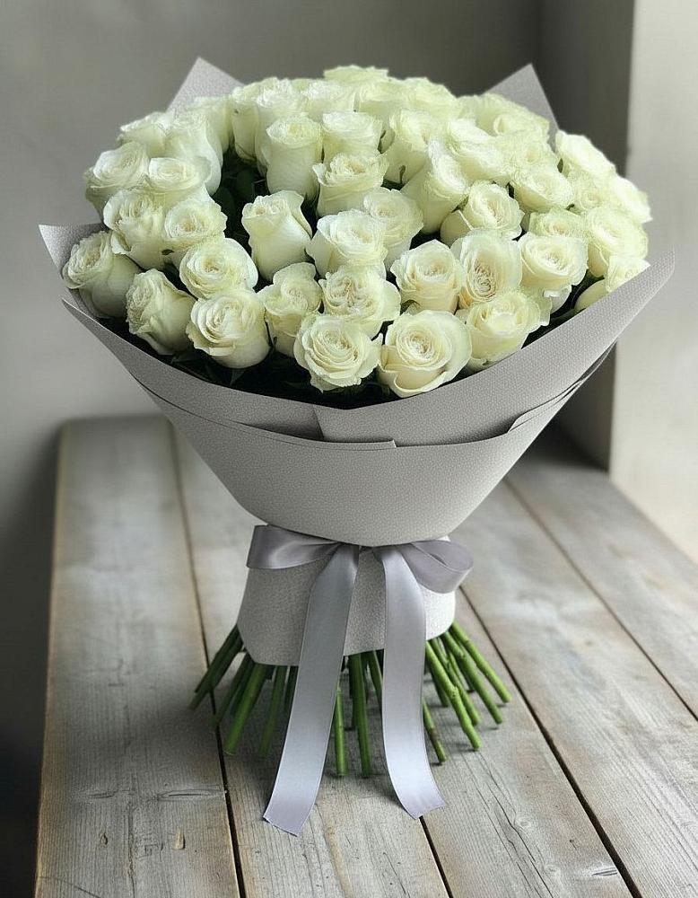 Букет 35 Белых роз в Новоживотинном