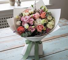 Букет цветов из:  Розы, Лизиантусы и Гвоздики в Новоживотинном