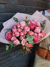 Букет розы в пальмах в Новоживотинном Букет цветов из: Розы в Новоживотинном