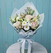 Букет цветов из:  Розы и Лизиантусы #REPLACE_PRED# Новоживотинном