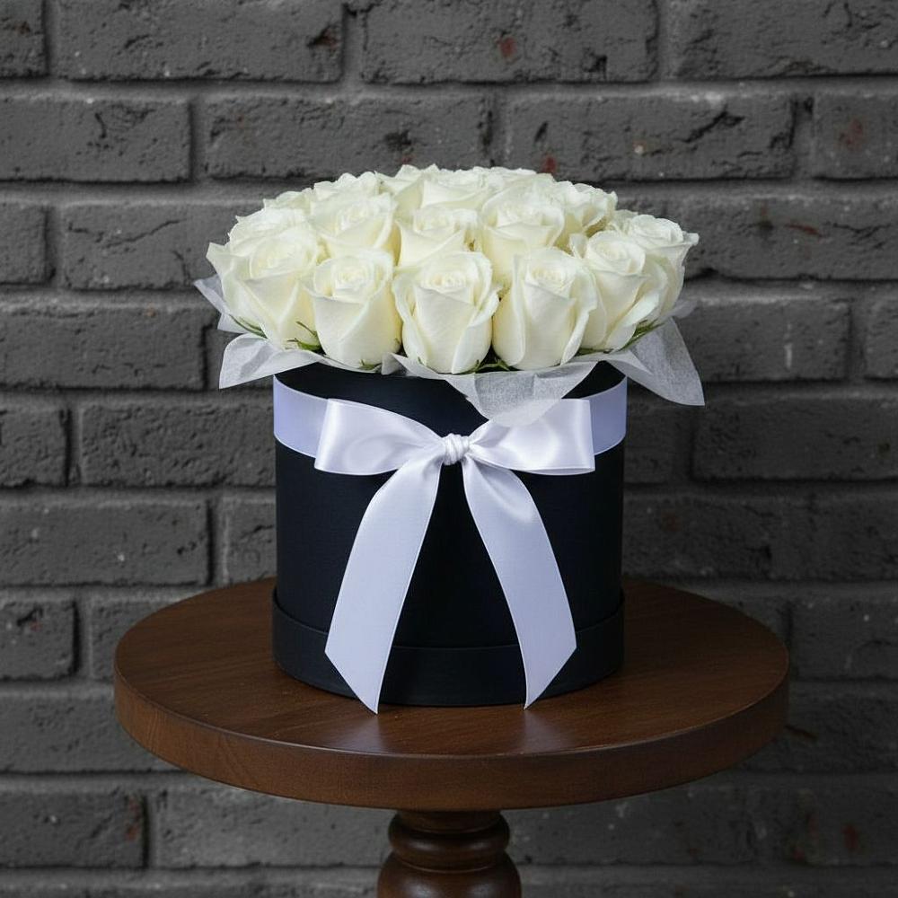 Цветочная композиция из Розы в шляпной коробке в Новоживотинном