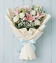 Букет цветов из:  Лилии в Новоживотинном